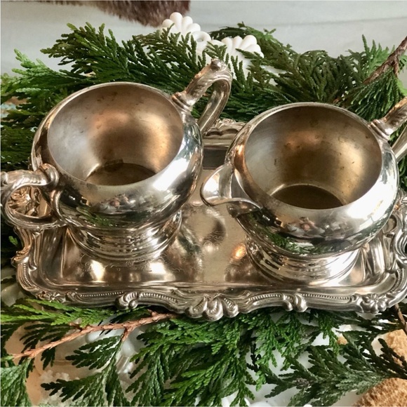 Vintage Silver Plate Ornate Handle Creamer & Sugar - Picture 2 of 7